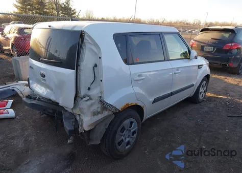 2013 Kia Soul z USA, uszkodzony, nr VIN KNDJT2A5XD7761634
